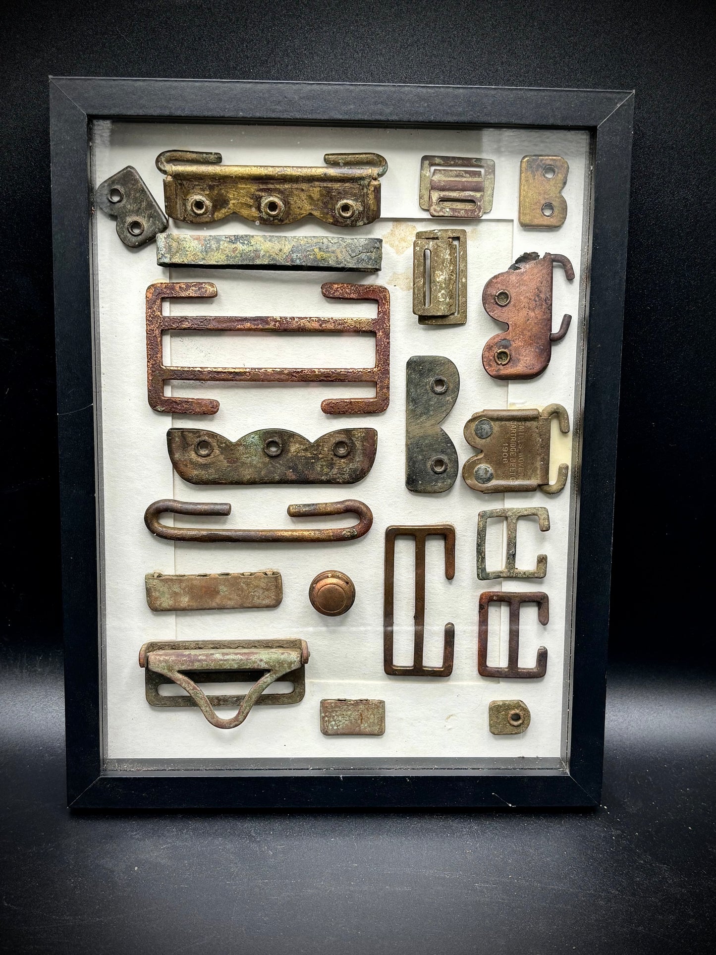 WW1 Relic British Buckles frame