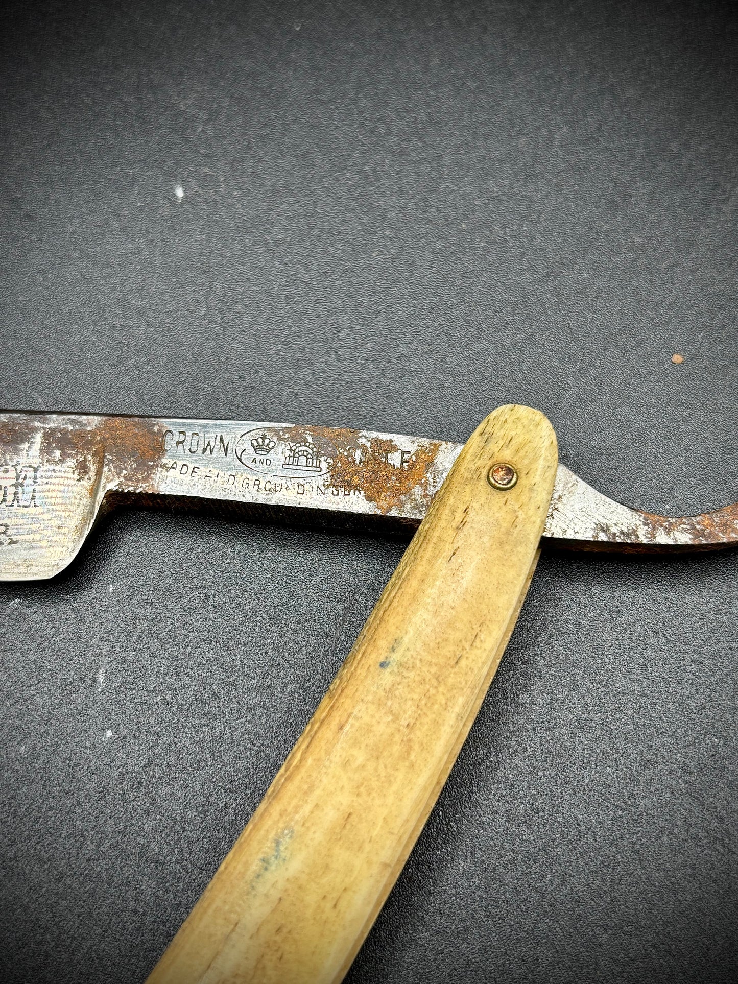 WW1 Era British Razor