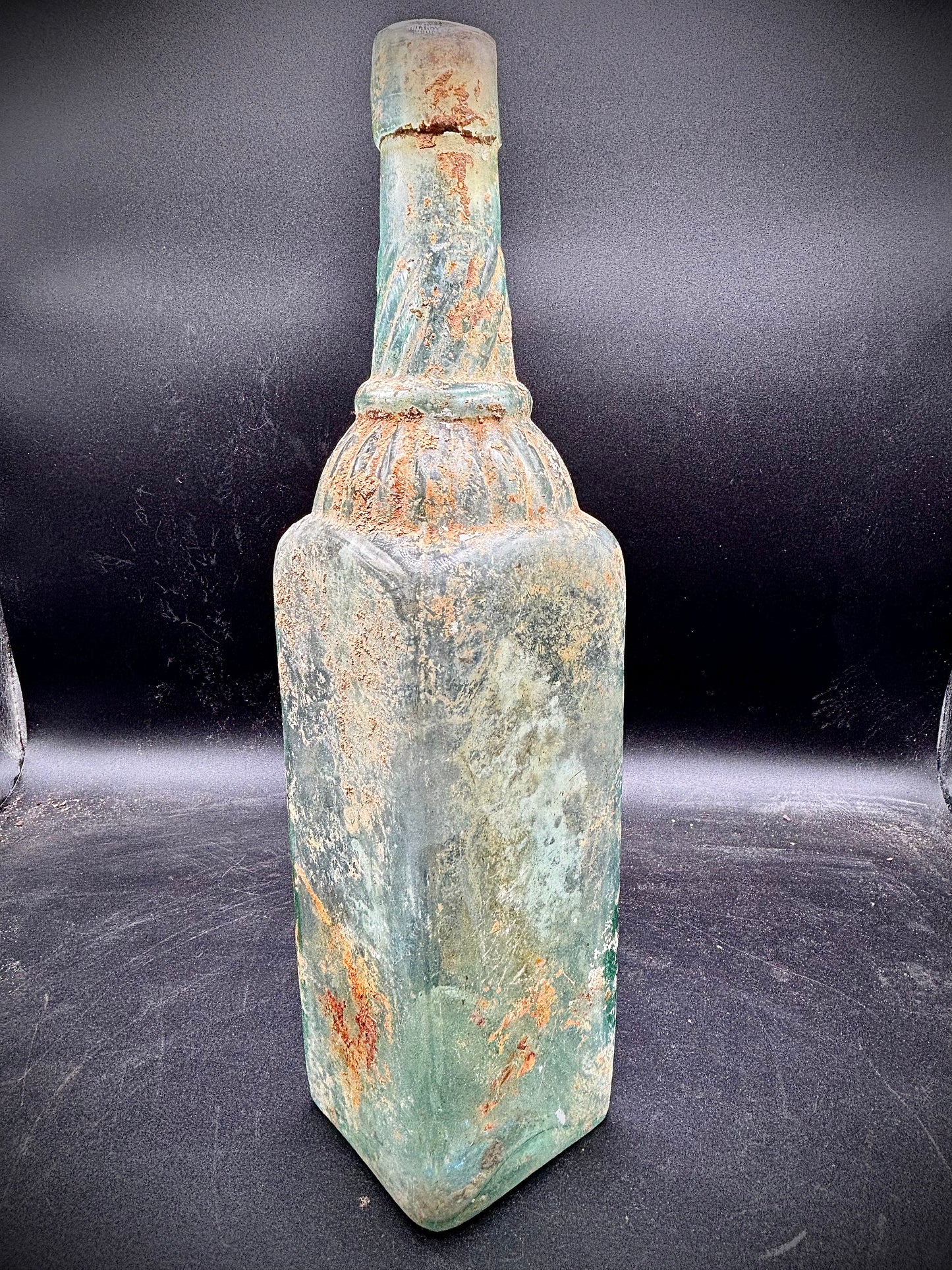 WW1 British Gin Bottle Made In London, Found In Albert Somme