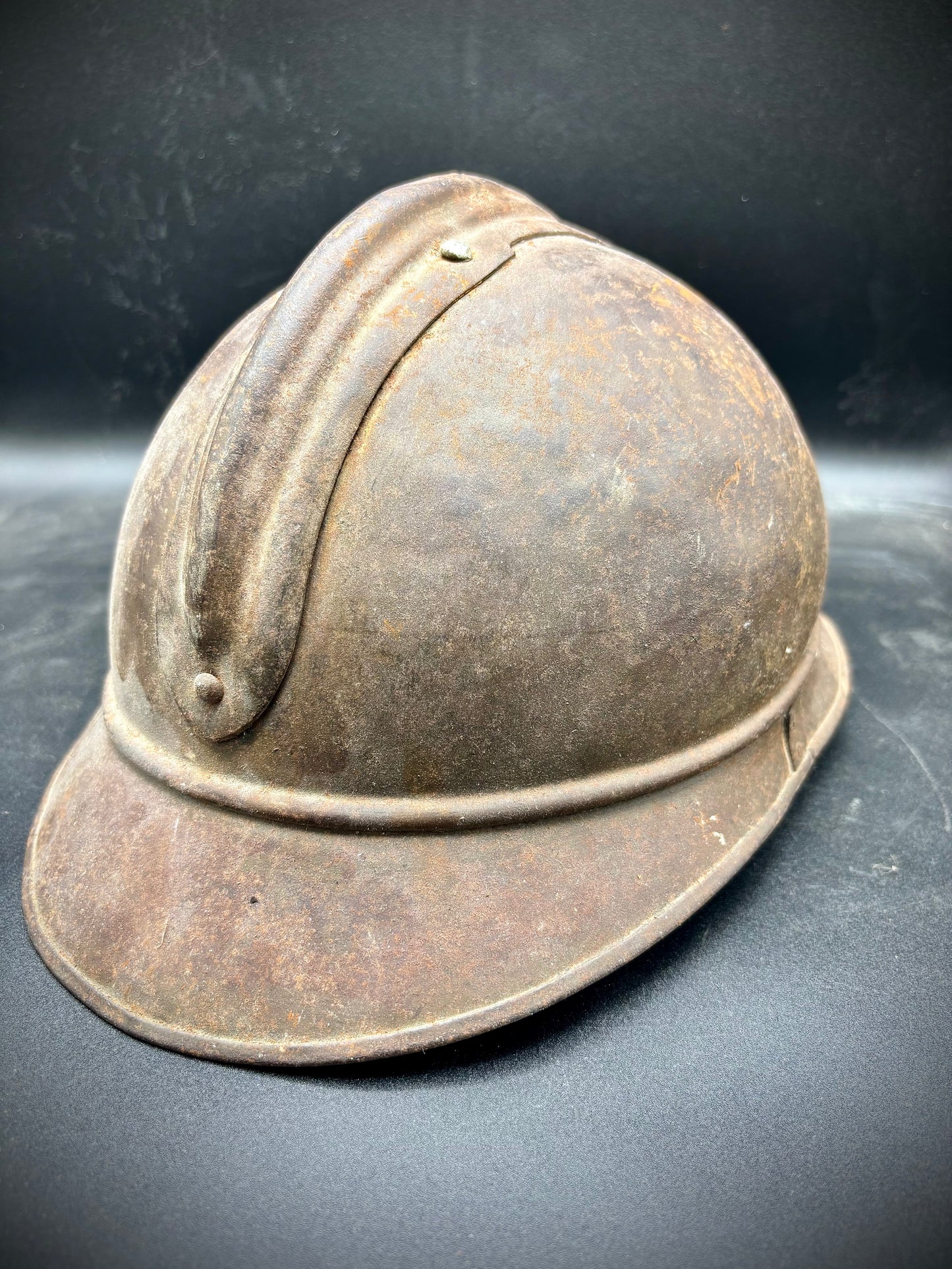 WW1 French Adrian Helmet With Intriguing Badge