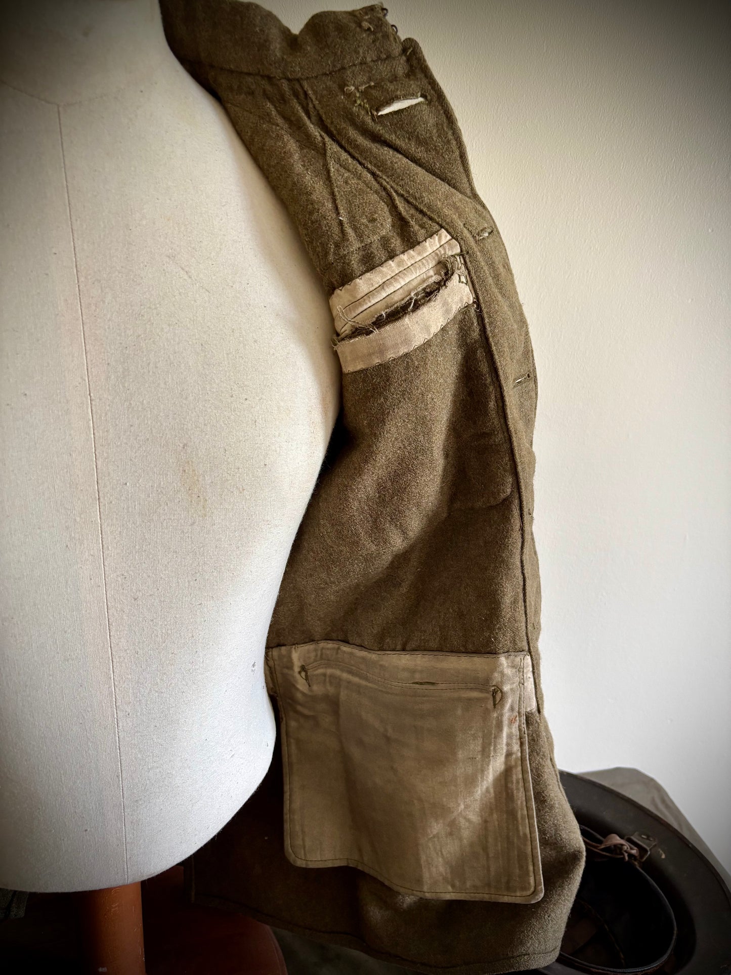 WW1 Helmet, Tunic and Cap 1/5th South Staffordshire Named