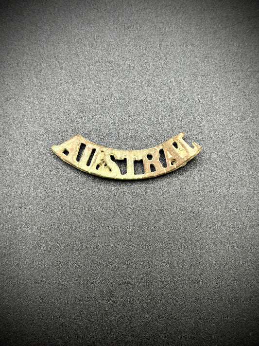 WW1 Australian Cap Shoulder Title Somme Find