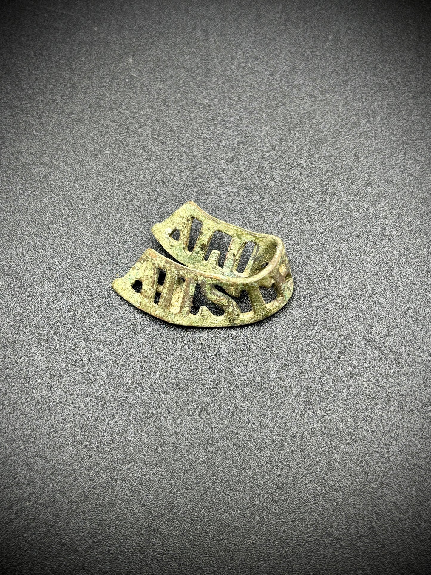 WW1 Australian Shoulder Title Somme Find