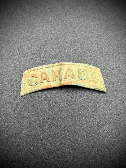 WW1 Canadian Shoulder Title Somme Find
