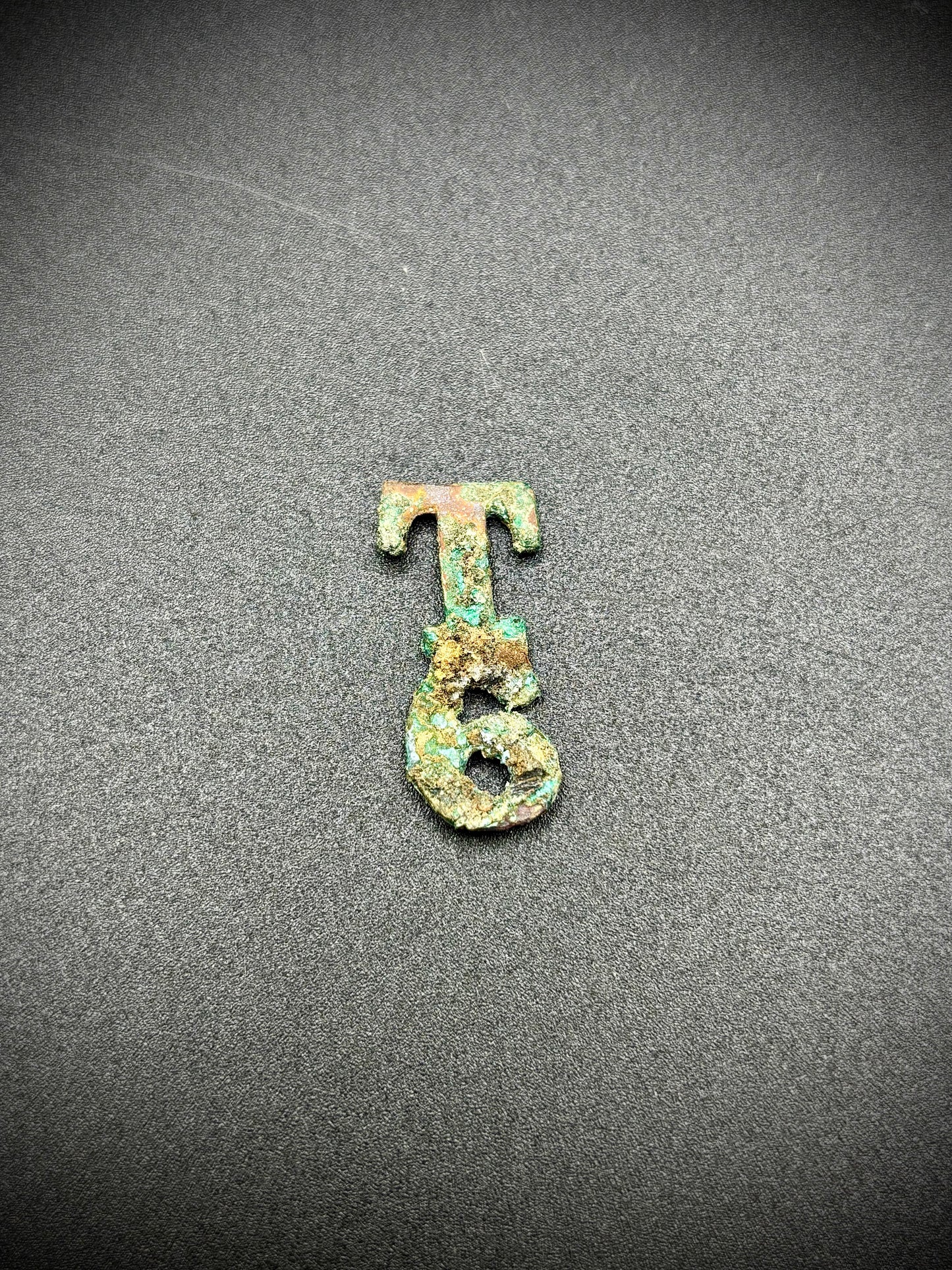WW1 T6 Shoulder title piece