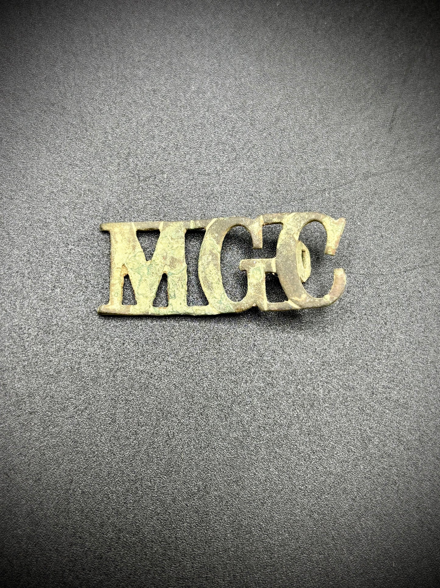 WW1 Machine Gun Corps Shoulder Title Somme Find