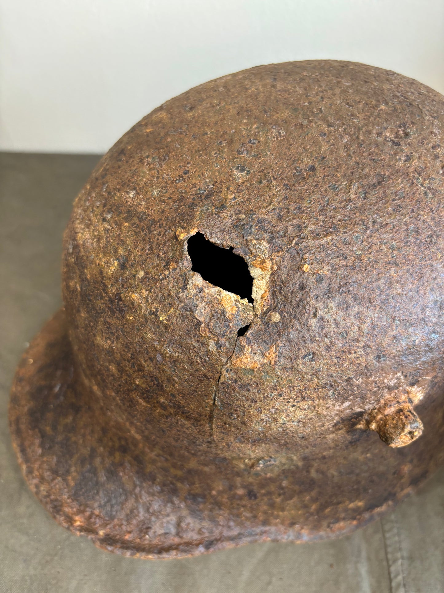 WW1 Battle Damaged M16 German Helmet Somme Find