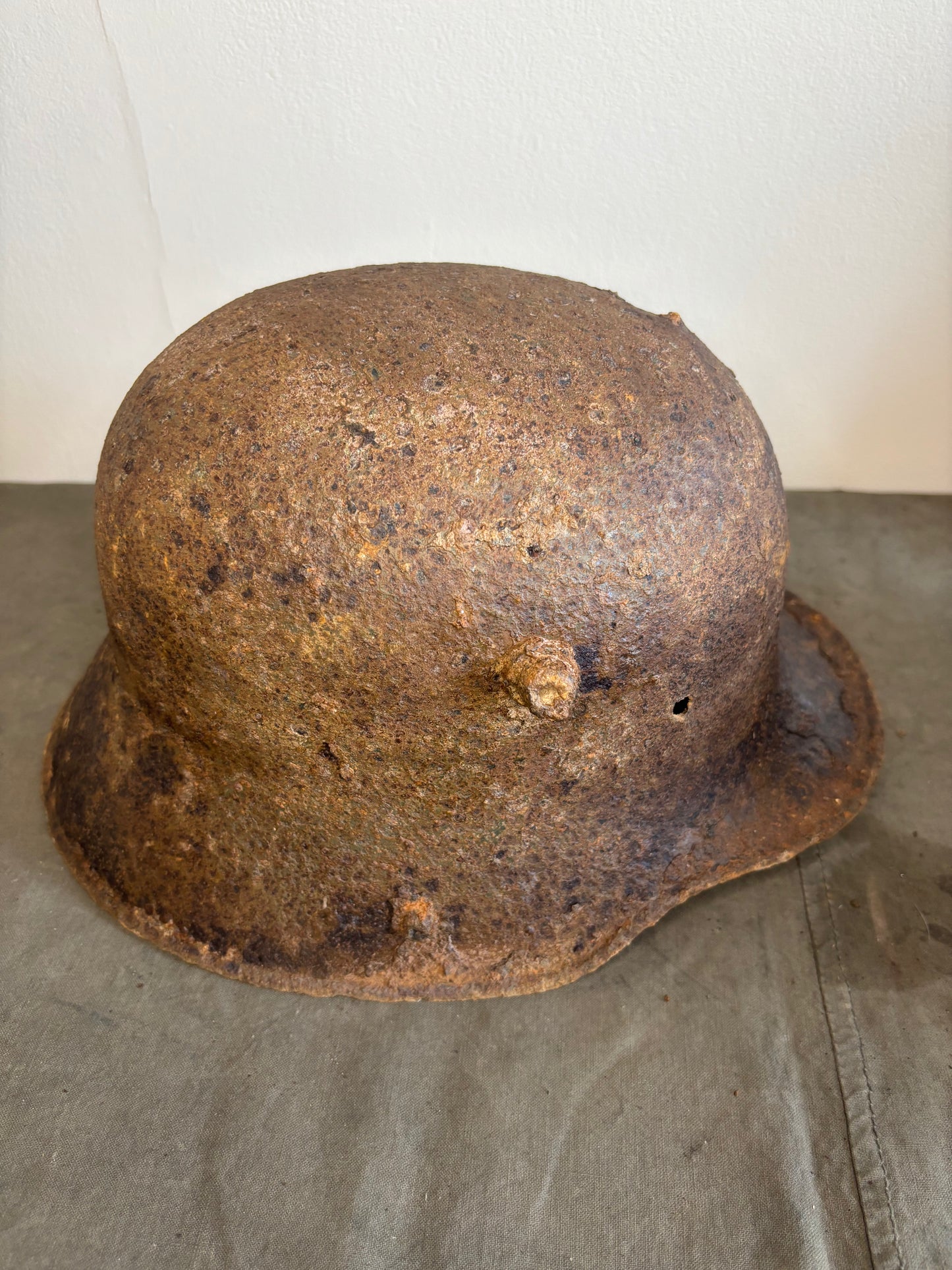 WW1 Battle Damaged M16 German Helmet Somme Find