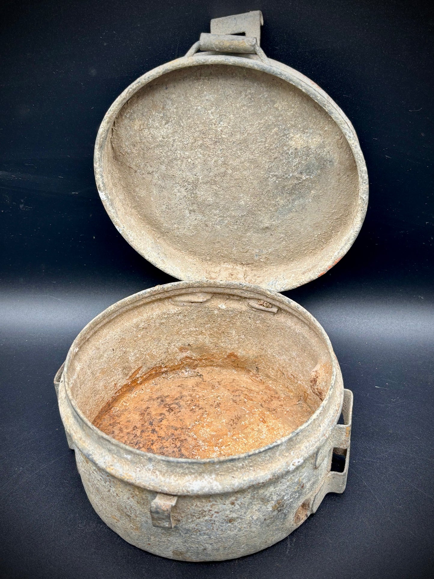 WW1 German Grease Tine Battle Damaged Somme Find